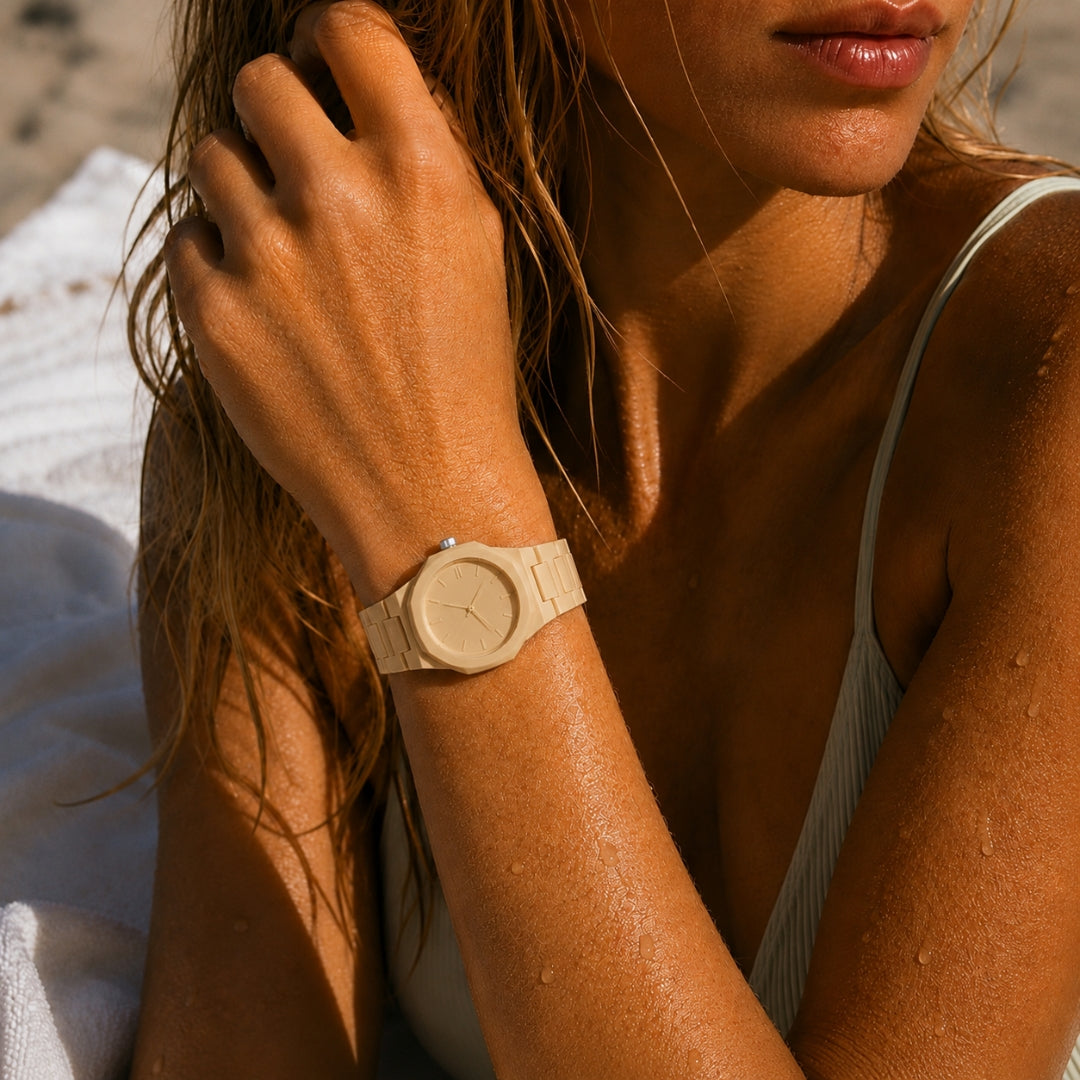 Avelo Horloge - Goud
