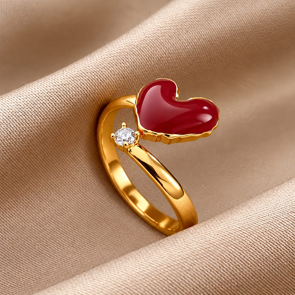 Bianca Heart Ring - Gold/Red